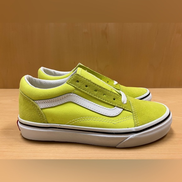 Vans - Picture 4 of 6